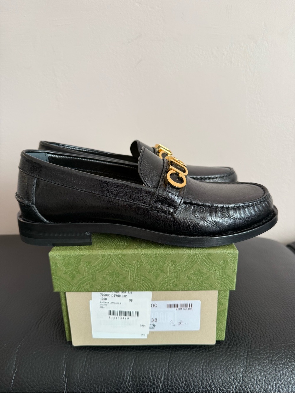 Gucci Logo Plaque Slip-On Loafers - Brand New - Size 38 EU/8 US - Picture 4 of 8